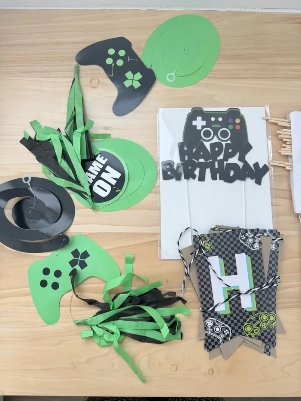 GAMER Theme Birthday Party Decorations NEW